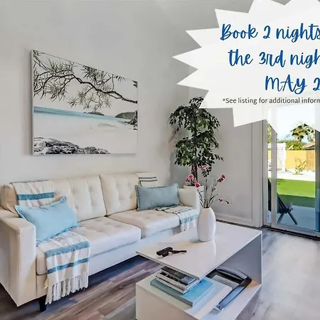 Lux Beach Cabana - Close To Beach & Restaurants